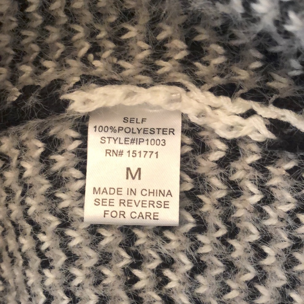 FINAL CLEARANCE BiBi Gray Leopard Animal Print Pocket Cardigan - Picture 11 of 15